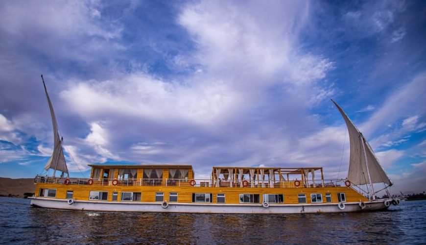 Dahabiya Nile Cruise Guide: Slow Travel on the Nile