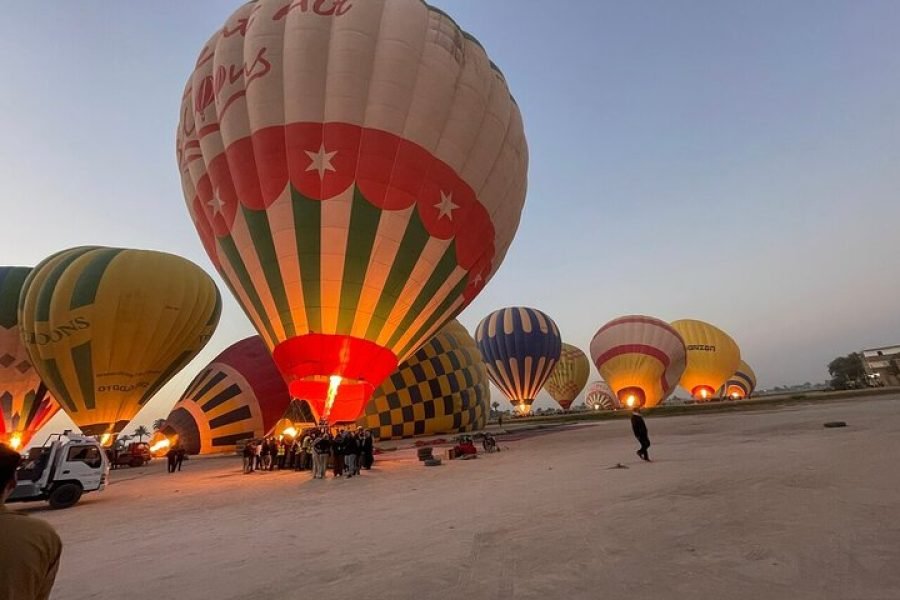 Hot Air Balloon Ride Over Luxor with West Bank Temples & Tombs