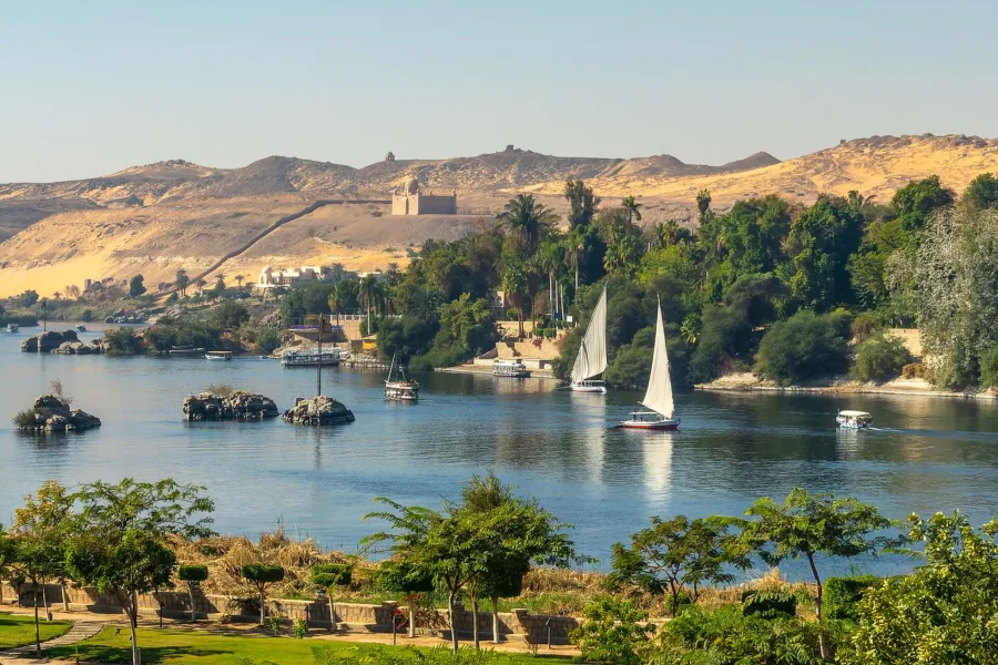 Aswan Botanical Garden & Felucca Private Tour